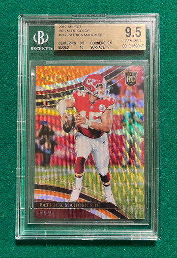 2017 Panini Select Patrick Mahomes II RC Tri-Color Prizm Field Level SP #247 39/99 BGS 9.5