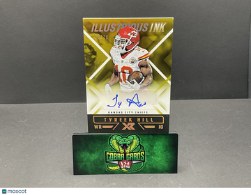 2017 Panini XR Illustrious Ink Tyreek Hill #II-TH Gold /10