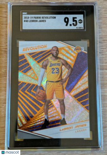 2018-19 Panini Revolution LeBron James #40 FINISH PANINI REFRACTOR REVOLUTION SPARKLE 9.5
