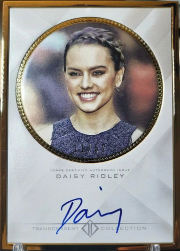 Daisy Ridley 2016 Topps Transcendent Gold Frame Auto 11/52 Star Wars Rey