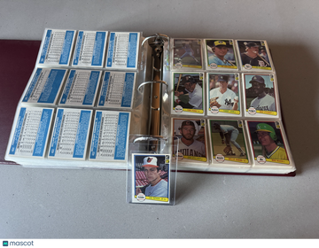 1982 Donruss Baseball Set 1-660 + Puzzle set #1-660 Base Set