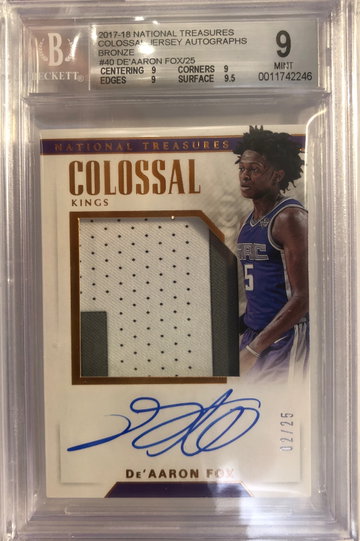 2017-18 National Treasures De’Aaron Fox Colossal Jersey Auto Bronze /25