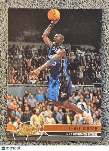 2001 Topps Stadium Club Michael Jordan #134 Retro Logo Gold Parallel Short Print