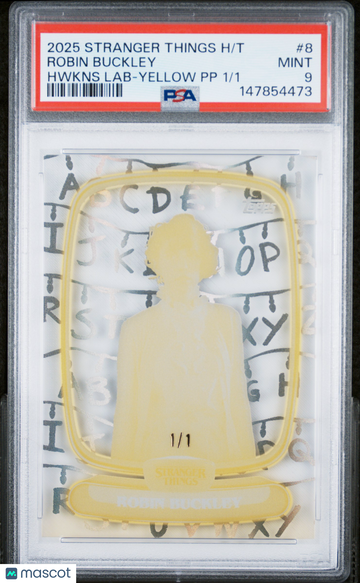 2025 Topps Stranger Things High Tek Robin Buckley #8 Hwkns LB Ylw Print Proof PSA 9