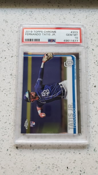 2019 TOPPS CHROME #203 FERNANDO TATIS JR. RC PSA 10