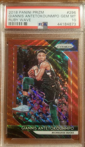 2018-19 MVP YEAR Prizm Red Wave Giannis Antetokounmpo PSA 10 Gem Mint