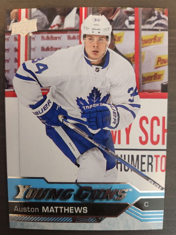 2016-17 Upper Deck Auston Matthews Young Guns RC #201