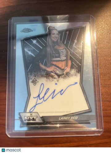 2026 Topps Chrome WWE Lainey Reid Chrome Autograph Topps