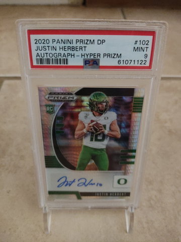 2020 Panini Prizm DP Justin Herbert Auto Hyper Prizm Psa 9