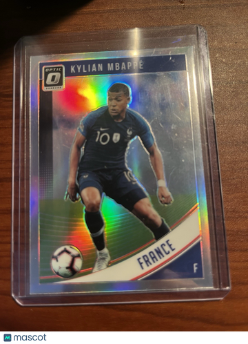 2018-19 Panini Donruss Kylian Mbappé #132 Optic Holo Prizm Parallel/Variety Base Set