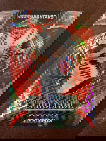 🔥2022 Rookies and Stars JOE BURROW Crusade Red Plaid #CR-1 Cincinnati Bengals