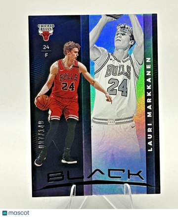 2019-20 Panini Black Lauri Markkanen #10 [Base] Base Set