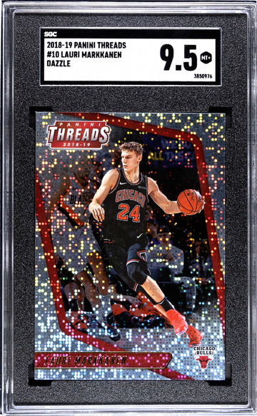 2018-19 Panini Threads Dazzle Lauri Markkanen #10 SGC 9.5