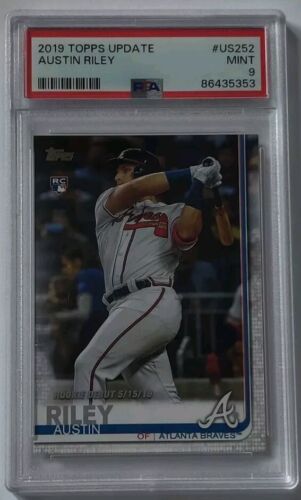 2019 Topps Update Austin Riley #US252 PSA 9