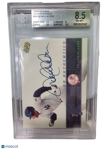 2000 UD Ionix UD Authentics Derek Jeter #DJ BGS 8.5 Auto 10