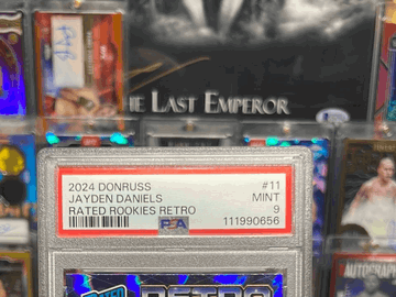 2024 Panini Donruss Rated Rookies Retro Jayden Daniels #11 PSA 9 Football Trading Card