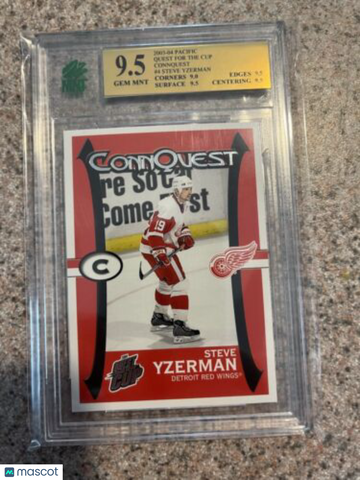 2003-04 Pacific Quest for the Cup Steve Yzerman MNT 9.5