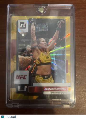2023 Panini Amanda Nunes #146 Gold Parallel/Variety Donruss