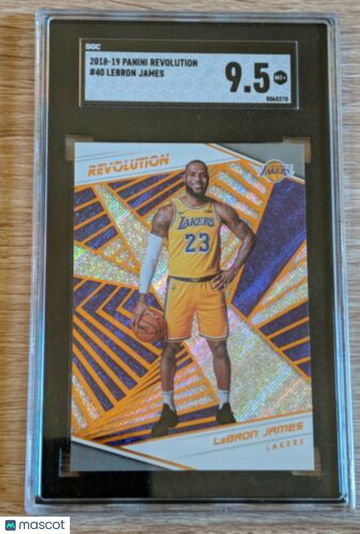 2018-19 Panini Revolution LeBron James #40 FINISH PANINI REFRACTOR REVOLUTION SPARKLE 9.5