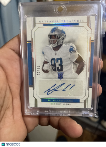 2019 Panini National Treasures Da'Shawn Hand #136 RC 19/25
