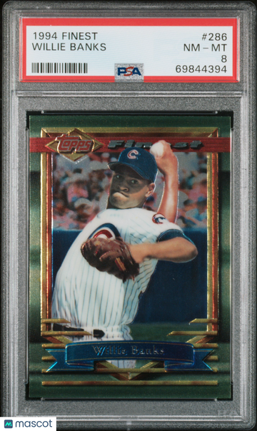 1994 Finest Willie Banks #286 PSA 8