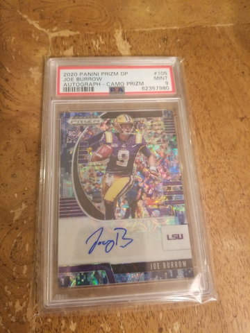 2020 PANINI PRIZM DP JOE BURROW AUTO CAMO PRIZM 17/25 PSA 9. POP 1