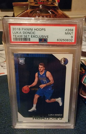 2018 Panini Hoops Luka Doncic 268 Team Set Exclusive "no white line on border" SCARCE POP 6..2 Higher