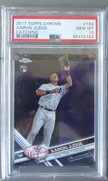 Aaron Judge 2017 Topps Chrome Catching #189 RC PSA 10