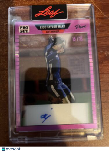 2023 Leaf Taylor Hart Numbered Serial