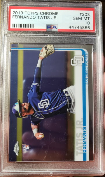 2019 Topps Chrome Fernando Tatis Jr RC PSA 10