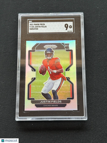 2021 Panini Prizm Justin Fields #334 Silver Prizm Rookie SGC 9