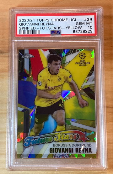 2020-21 Topps Chrome UEFA Sapphire Giovanni Reyna Future Stars Yellow Refractor /99 PSA 10