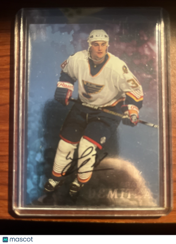 1998 Pavol Demitra #126 Blue Limited Edition Short Print Exclusive Insert Upper Deck