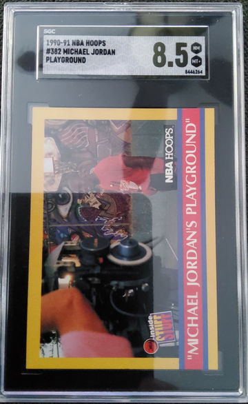 1990-91 NBA Hoops #382 Michael Jordan Playground SGC 8.5