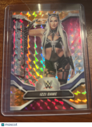 2026 Topps Chrome WWE Izzi Dame #38 Orange Geometric Short Print Parallel/Variety Base Set Topps