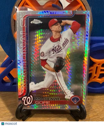 2025 Topps Chrome - Prizm Refractor Mackenzie Gore #160