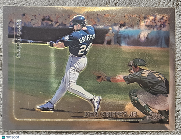 1999 Topps Chrome Ken Griffey Jr. #100 Swingman Pose
