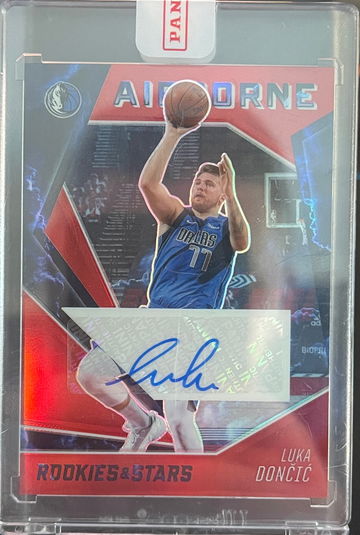 2020-21 Rookies & Stars Luka Doncic Airborne auto