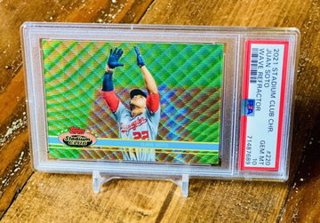 Juan Soto Wave Refractor 2021 Stadium Club Chrome PSA 10 POP 3 Variation 1991 SP