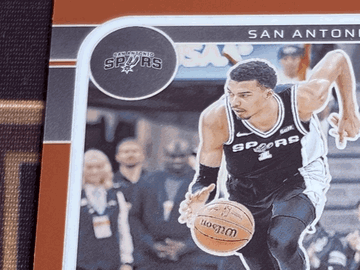 2024-25 Hoops Victor Wembanyama #165 Premium Prizms Red SN