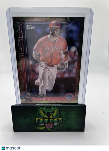 2025Topps Mike Trout #200 /25 Short Print