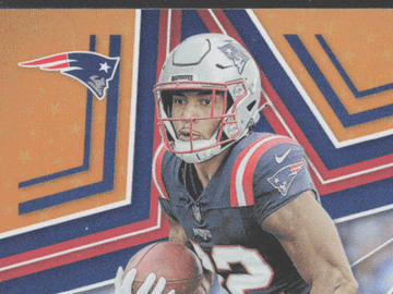 2025 Panini Rookies & Stars TreVeyon Henderson Orange /199 RC Auto New England Patriots Trading Card