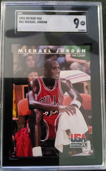 1992 Skybox USA #41 Michael Jordan SGC 9