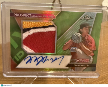 2026 Leaf Vivid Chen-Wei Lin #PM-CWL Prospect Memorabilia Autographs Prismatic Green SN MEM AU