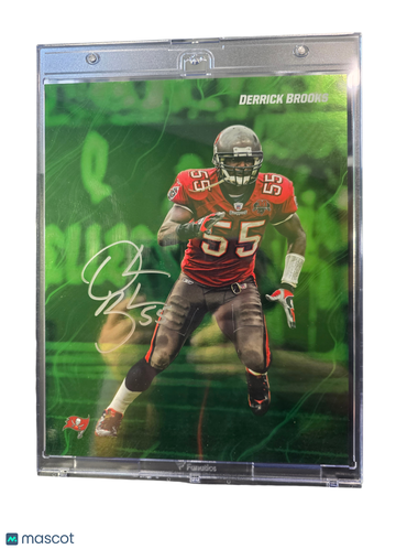 2024 Fanatics Emanate Derrick Brooks /99