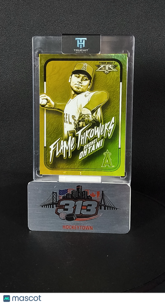 Shohei Ohtani 2022 Topps Fire Flame Throwers Gold #FT-4 Trading Card Los Angeles Angels