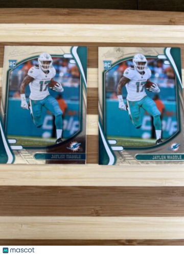 2021 Absolute Jaylen Waddle Rookie Card RC #106 Dolphins SS4