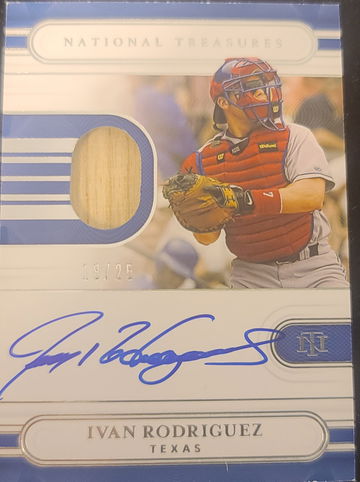 2021 National Treasures Bat Relic #TMS-IR Ivan Rodriguez 18/25
