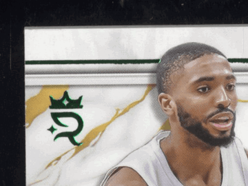 2023-24 Topps Royalty Collection Mikal Bridges #RR-MB Regalia Relics Green /5
