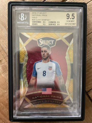 2016-17 Select Clint Dempsey National Pride Gold /10 BGS 9.5